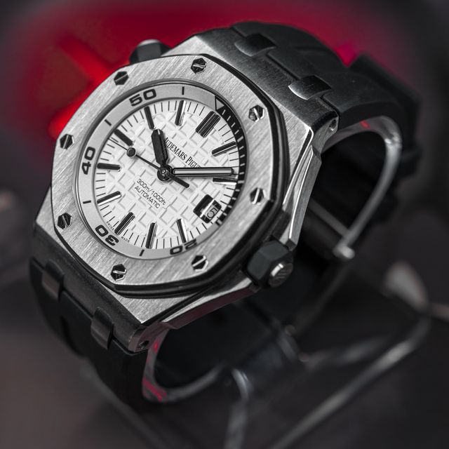 Audemars Piguet Royal Oak Offshore 15710ST.OO.A002CA.02 Image 2
